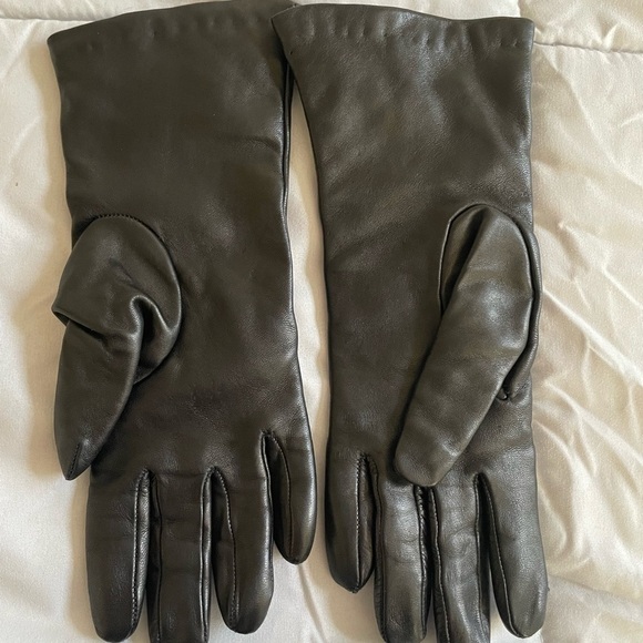 Brown Lambskin Leather women’s gloves - Picture 2 of 3